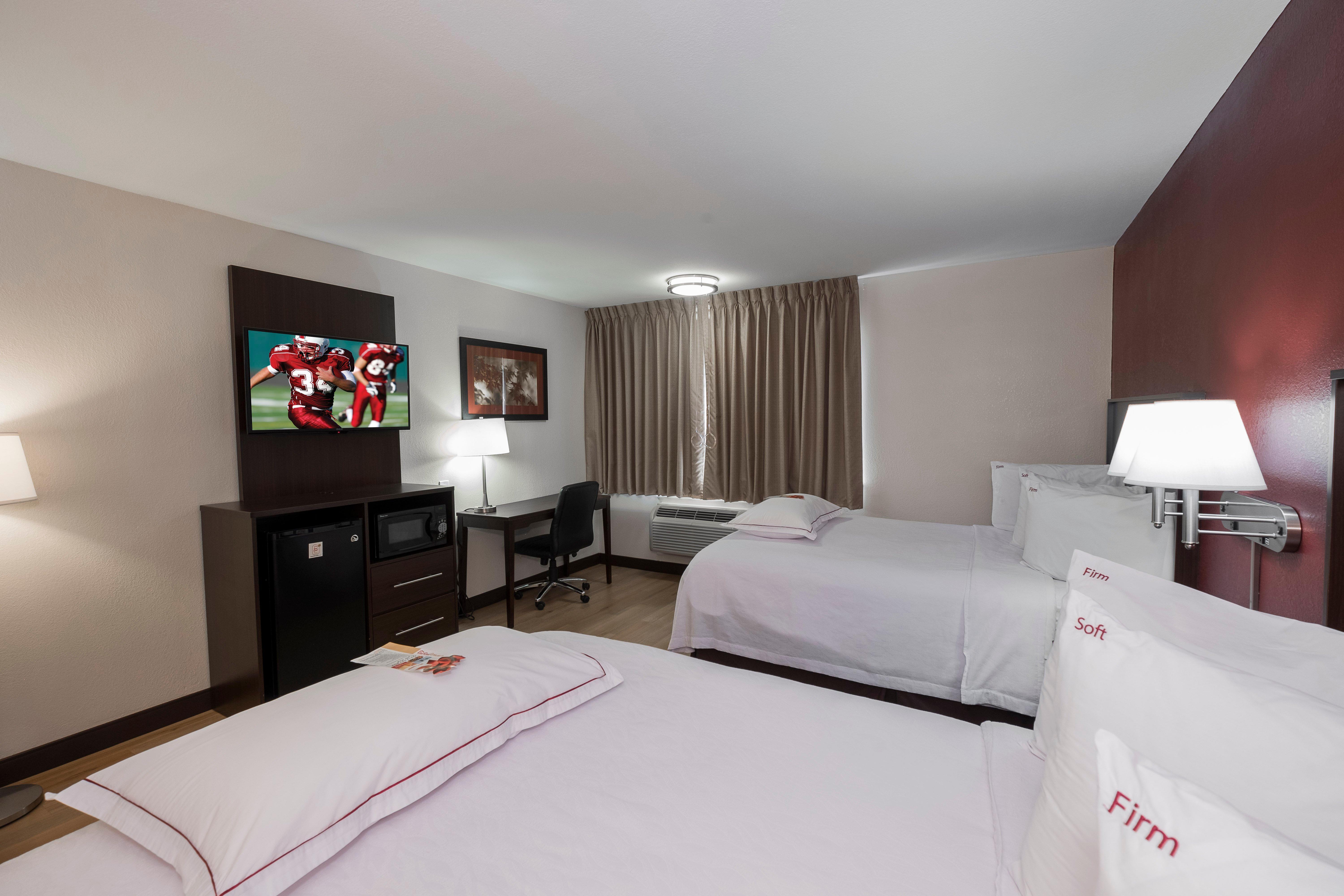 Red Roof Inn Plus+ Poughkeepsie Exterior photo
